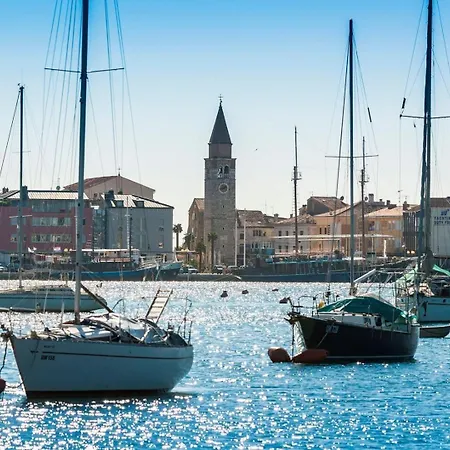 Domus Lauri Palace Apartamento *