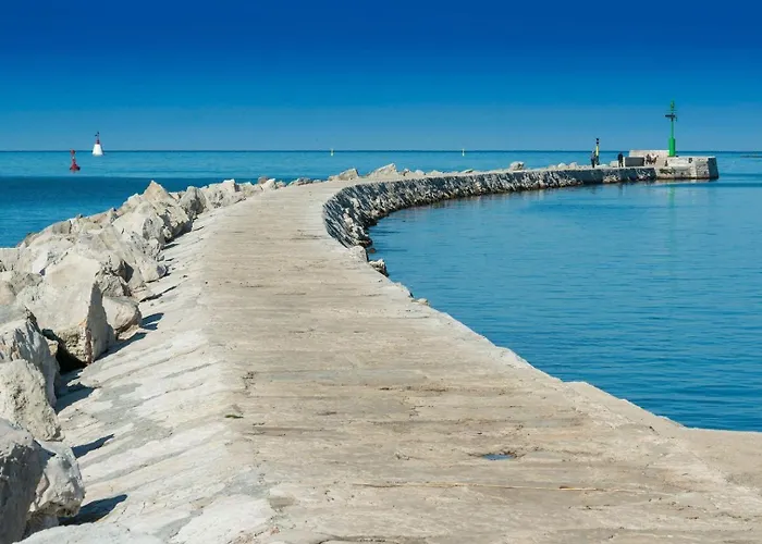 Domus Lauri Palace Apartamento Umag